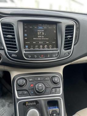 Granite Crystal Metallic Clearcoat 2016 Chrysler 200 C