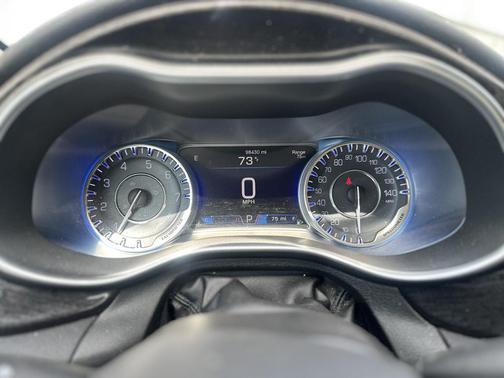 Granite Crystal Metallic Clearcoat 2016 Chrysler 200 C