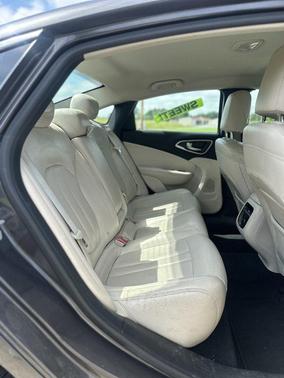 Granite Crystal Metallic Clearcoat 2016 Chrysler 200 C