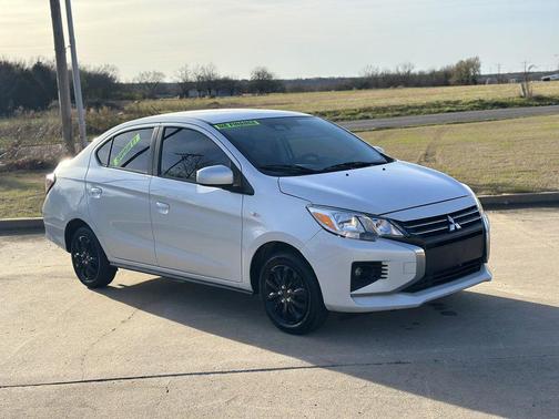 2023 Mitsubishi Mirage G4 ES