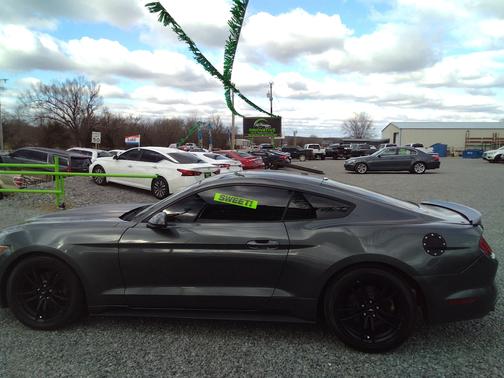 2016 Ford Mustang EcoBoost Premium