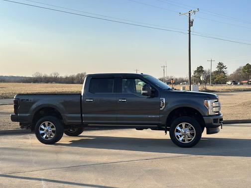 2017 Ford F-350 Platinum