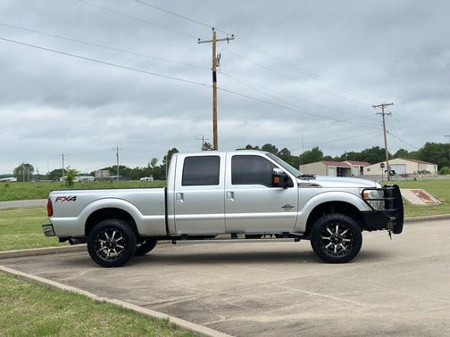 Ingot Silver Metallic 2015 Ford F-250 Lariat