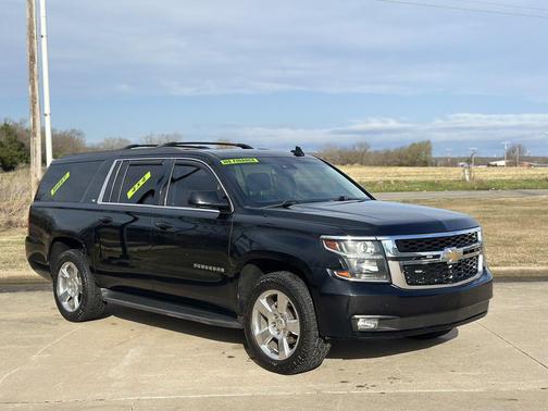 2016 Chevrolet Suburban LT