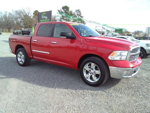 2016 RAM 1500 SLT