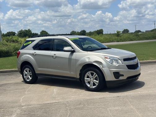 GOLD 2015 Chevrolet Equinox 1LT