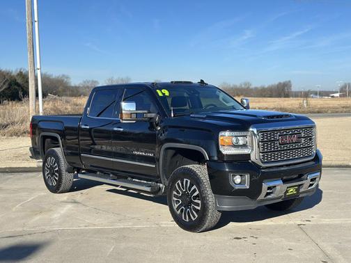 2019 GMC Sierra 2500 Denali