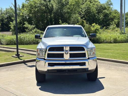 Bright Silver Metallic Clearcoat 2016 RAM 2500 Tradesman