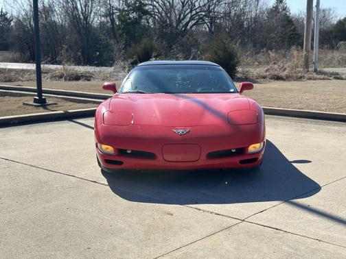 2003 Chevrolet Corvette Base