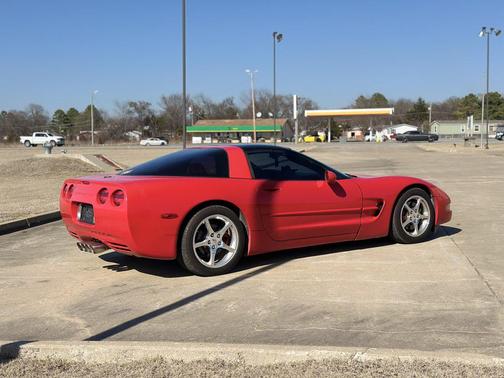 2003 Chevrolet Corvette Base