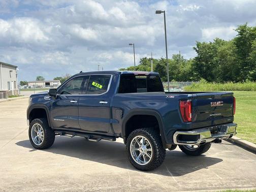 Pacific Blue Metallic 2019 GMC Sierra 1500 SLT