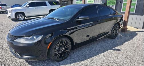 2017 Chrysler 200 LX