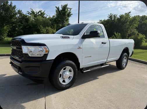 Bright White Clearcoat 2022 RAM 3500 Tradesman Regular Cab 4x4 8' Box