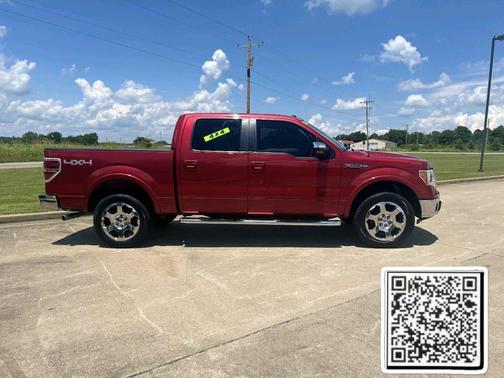 RED 2009 Ford F-150 Lariat