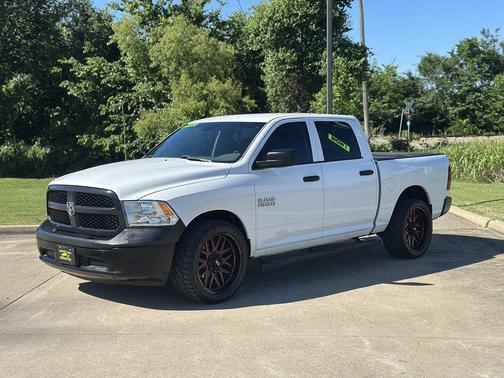 Bright White Clearcoat 2016 RAM 1500 Tradesman