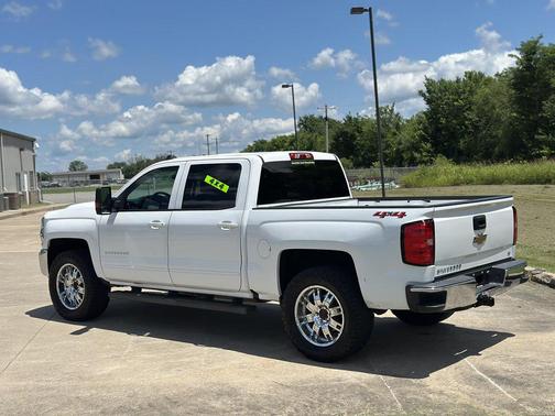 WHITE 2018 Chevrolet Silverado 1500 1LT