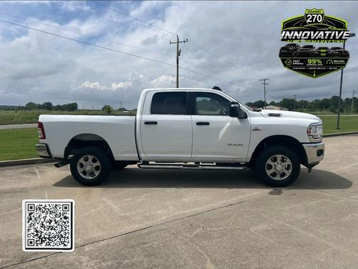 Bright White Clearcoat 2024 RAM 2500 Big Horn Crew Cab 4x4 6'4' Box