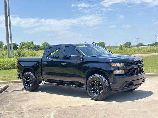 Black 2022 Chevrolet Silverado 1500 Limited Custom