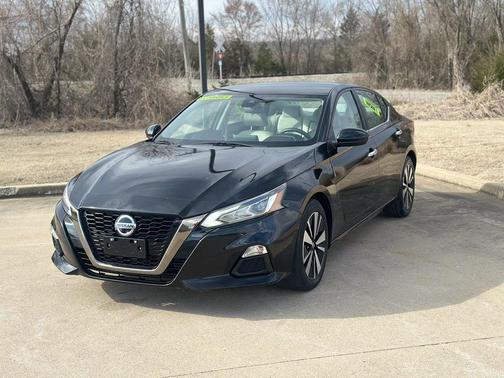 2021 Nissan Altima 2.5 SV