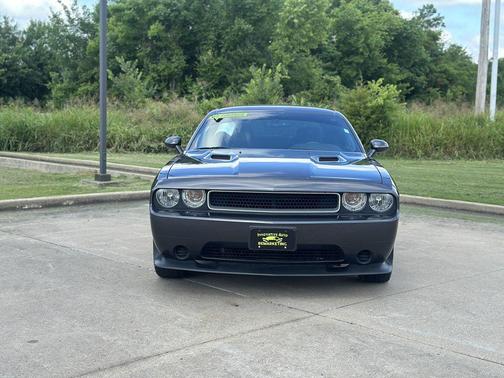 Granite Crystal Metallic Clearcoat 2014 Dodge Challenger SXT