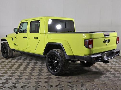 2024 Jeep Gladiator Nighthawk