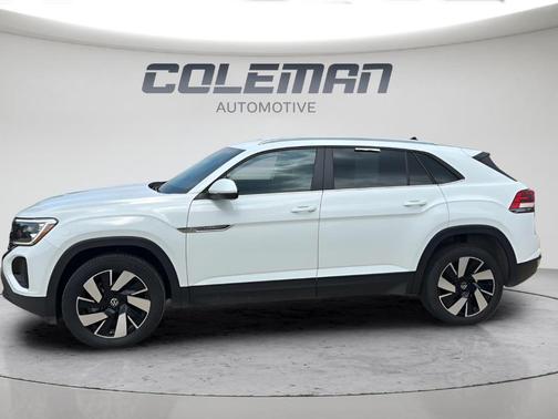 Pure White 2024 Volkswagen Atlas Cross Sport 2.0T SE w/Technology