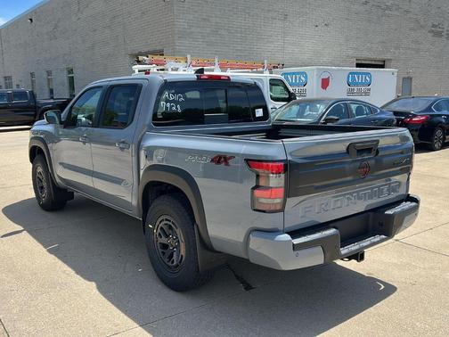 Boulder Gray Metallic 2026 Nissan Frontier PRO-4X