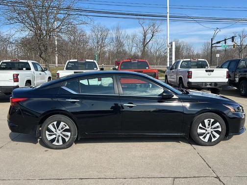 2024 Nissan Altima 2.5 S