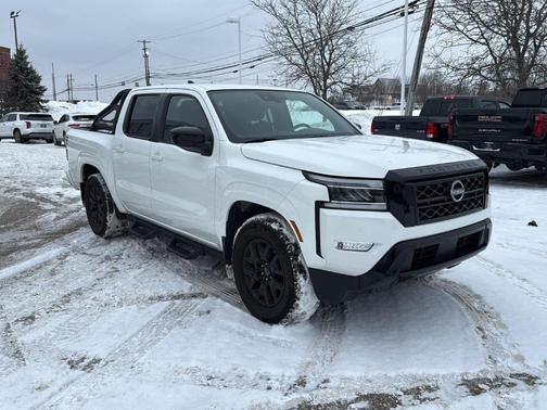 2023 Nissan Frontier SV