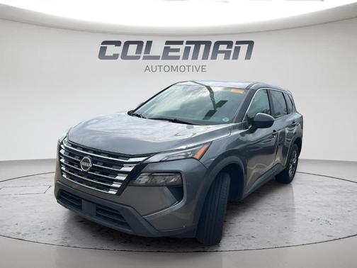 Gun Metallic 2025 Nissan Rogue S