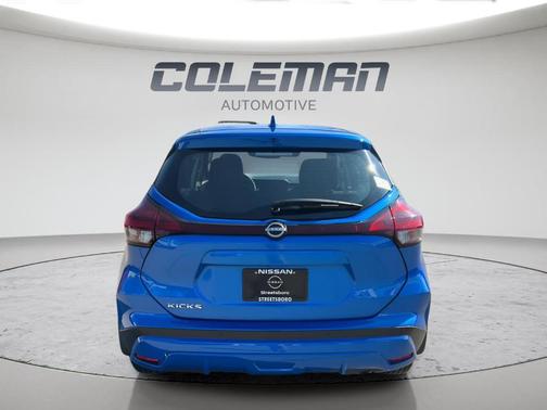 2024 Nissan Kicks S