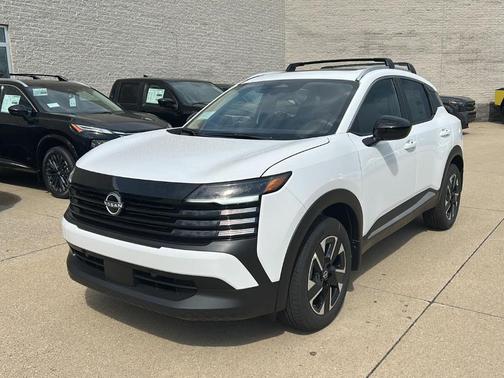 Fresh Powder 2026 Nissan Kicks SV