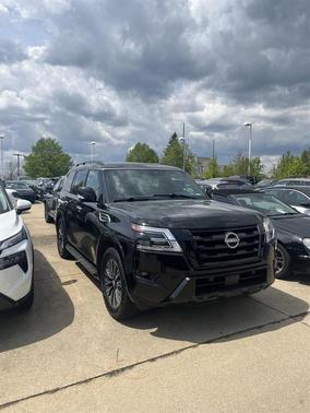 Black 2023 Nissan Armada SL