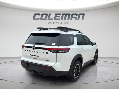 Glacier White 2025 Nissan Pathfinder Rock Creek