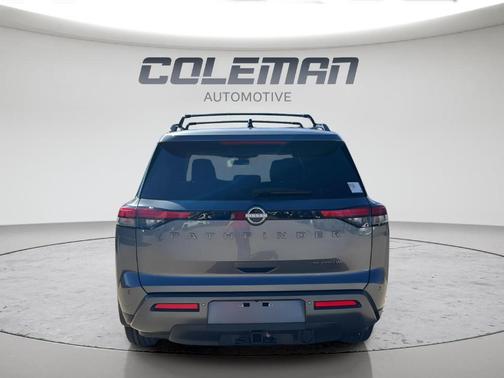 Gun Metallic 2026 Nissan Pathfinder Platinum