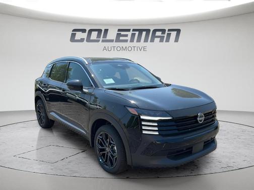 Super Black 2026 Nissan Kicks SR