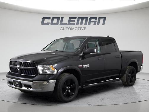 2016 RAM 1500 SLT