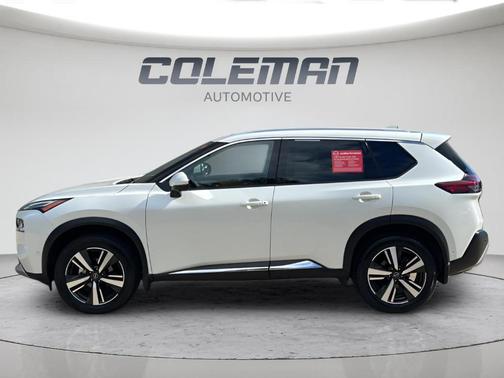 White 2023 Nissan Rogue Platinum