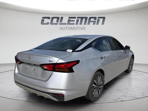 Gun Metallic 2024 Nissan Altima 2.5 SV