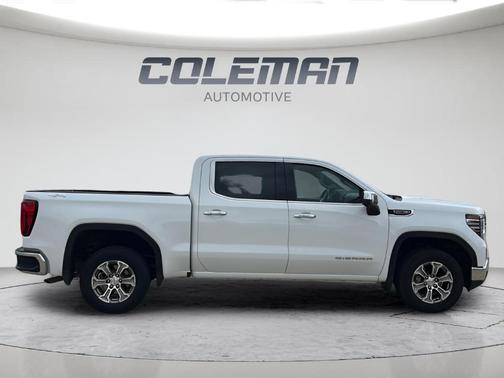 Summit White 2025 GMC Sierra 1500 SLT