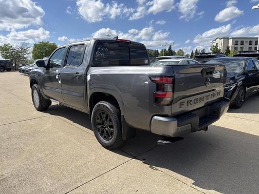 Gun Metallic 2026 Nissan Frontier SV