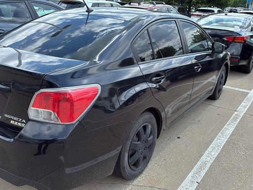Crystal Black Silica 2016 Subaru Impreza 2.0i