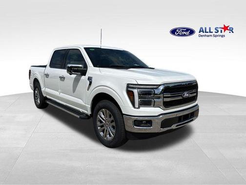 Star White Metallic Tri-Coat 2026 Ford F-150 Lariat