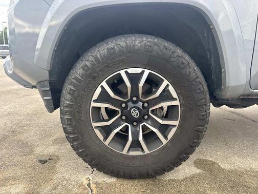 Cement 2021 Toyota Tacoma TRD Sport