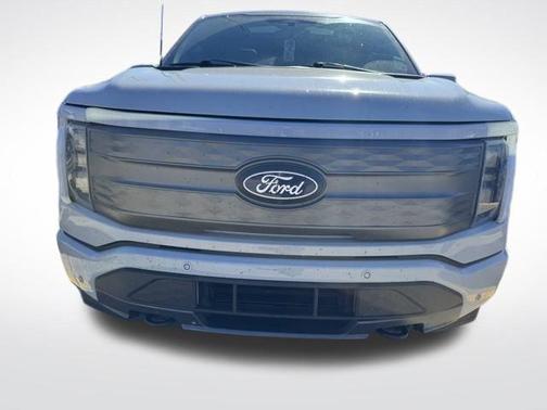 2024 Ford F-150 Lightning LARIAT