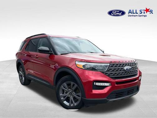 Rapid Red Metallic Tinted Clearcoat 2022 Ford Explorer XLT