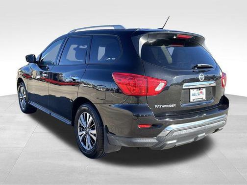 2018 Nissan Pathfinder S