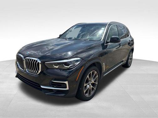 Black Sapphire Metallic 2022 BMW X5 sDrive40i
