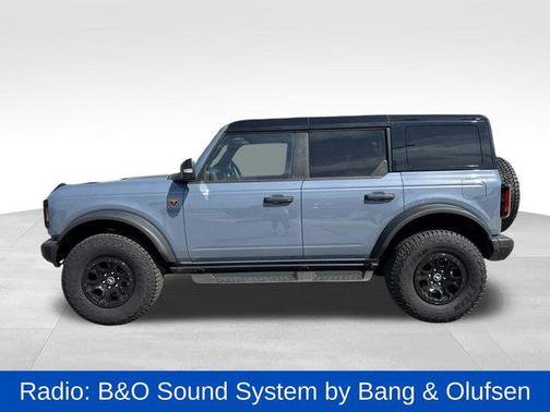Azure Gray Metallic 2025 Ford Bronco Badlands