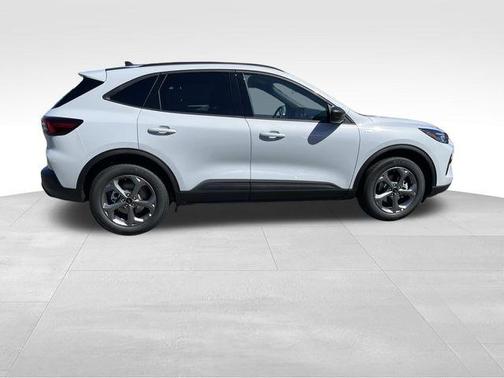 Space Silver Metallic 2026 Ford Escape ST-Line